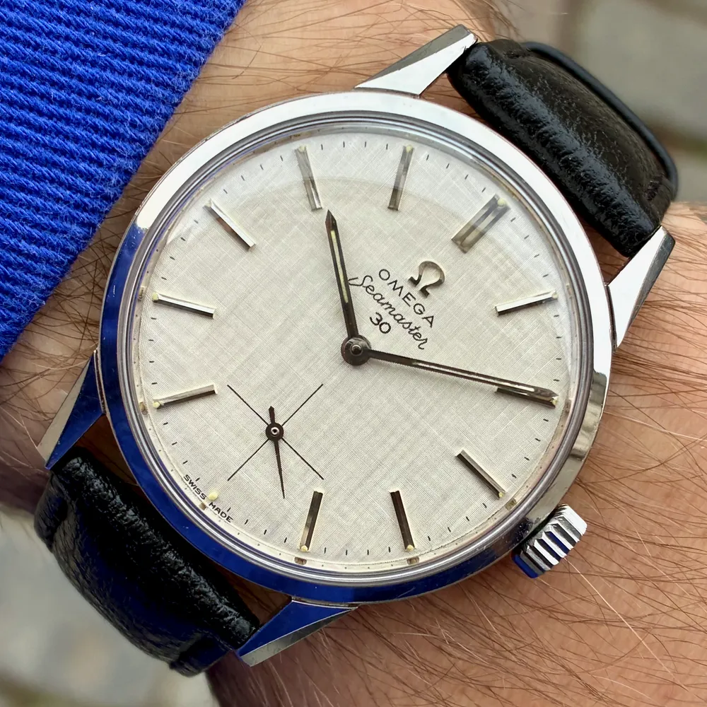 Omega Seamaster 30 Linen Dial